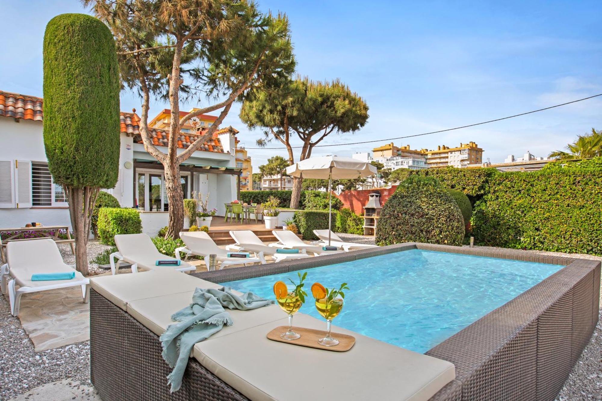 Villa Erika Beach House Malgrat de Mar Buitenkant foto